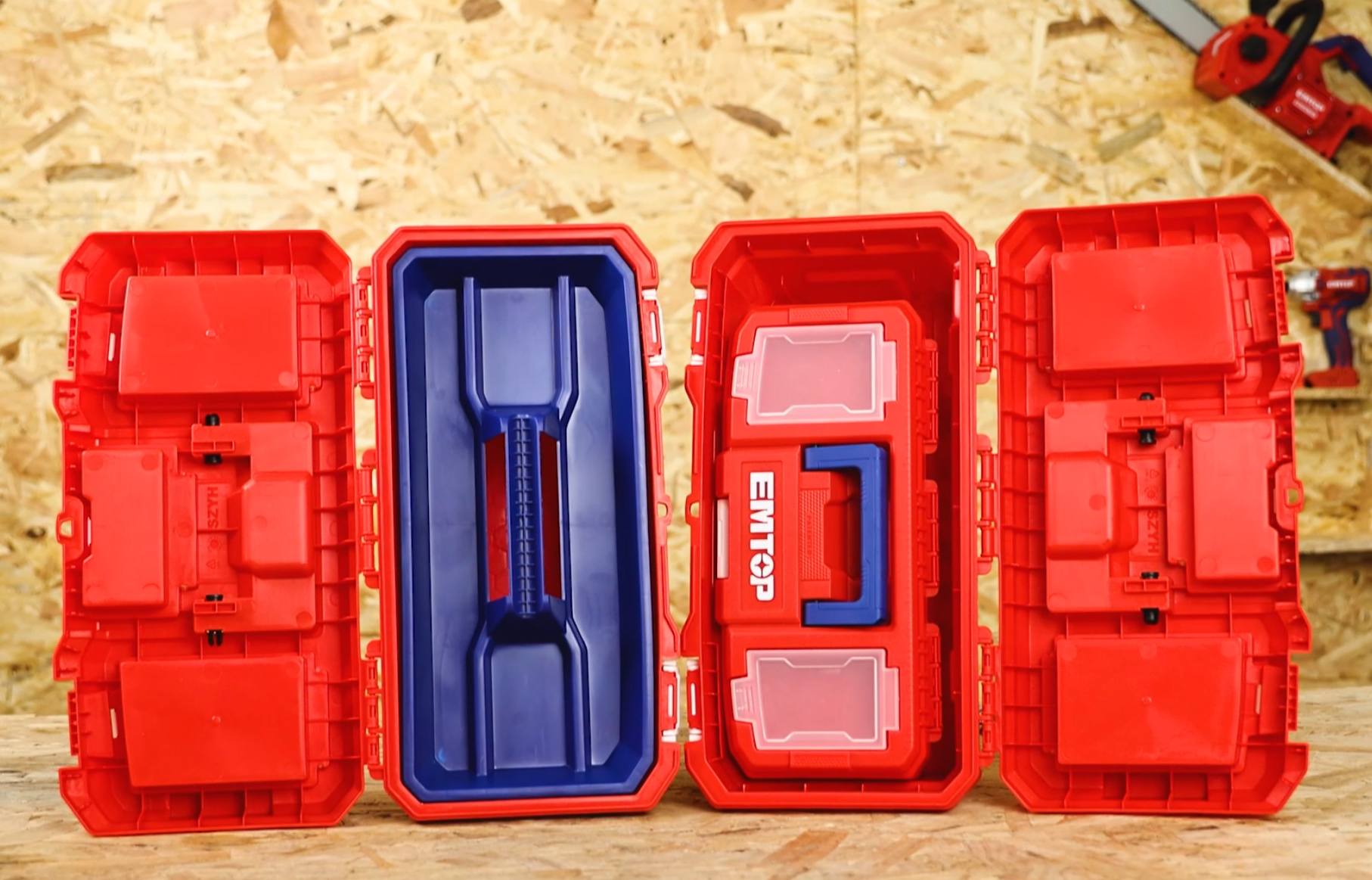 Boîte à outils en plastique EMTOP 20" Charge maximale 20Kg Boucle en métal Poignée haute résistance Couvercle supérieur avec trois zones de rangement Contient 1 plateau en plastique